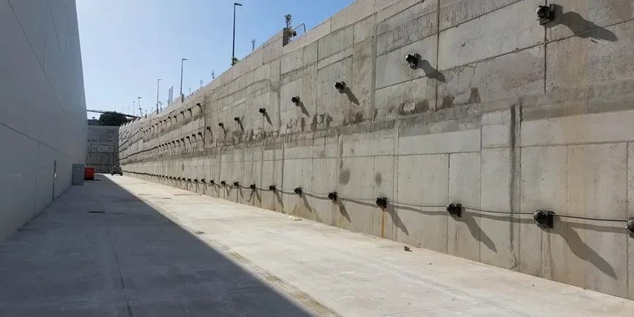 Anclajes Activos y Pasivos en Palma de Mallorca: Diseño y Cálculo Estructural